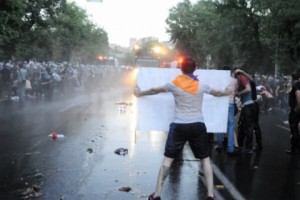 Минздрав РА: “Во время массового мероприятия на рассвете 23 июня в службу скорой помощи 
обратились 25 человек”
