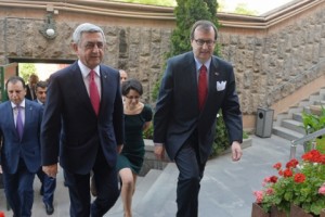 Armenian President Visits U.S. Embassy on Independence Day