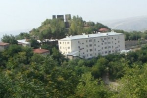 Պատահարի հետևանքով երկու զինծառայող մահացել է, ևս երկուսը մարմնական 
վնասվածքներ են ստացել