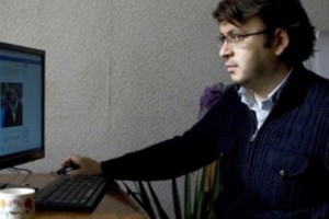Azerbaijan: Meydan TV Boss Condemns Family Harassment as Brother-in-Law Arrested
