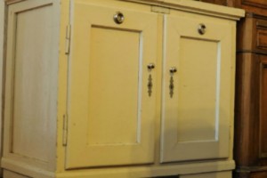 Tumanyan’s Ice Box: A Must Have Item for the Hospitable Writer