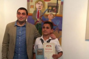 Գեղագիտության ազգային կենտրոնի տնօրենի և  կերպարվեստի ուսուցչի վեճը 
շարունակվում է 
