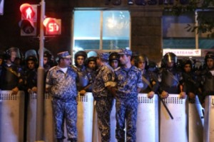 Подвергнутые приводу с проспекта Баграмяна 48 граждан позже были отпущены