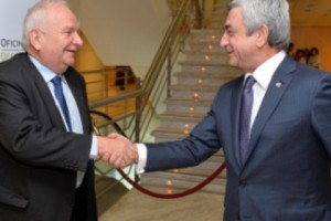 Սերժ Սարգսյանը հանդիպում է ունեցել ԵԺԿ Նախագահ Ժոզեֆ Դոլի հետ