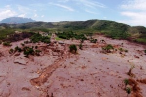В Бразилии обрушились хвостохранилища: наихудшая экологическая катастрофа в истории 
страны (видео)
