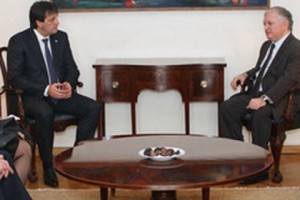 Armenian Foreign Minister Hosts Serbian Defense Minister in Yerevan