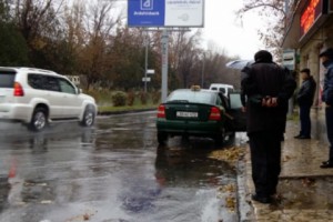 Opposition Group Says Police Preventing People From Reaching Yerevan to Attend Rally