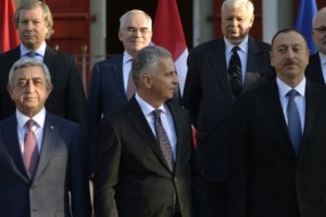 Կարմիր գծի վրա