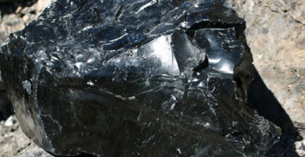 Օբսիդիանի արտադրանք կա, օրինական հանքավայր՝ ոչ