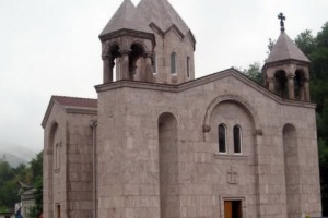 Սյունիքի նոր եկեղեցիները կամ Սուրիկ Խաչատրյանի «աստվածահաճո» գործը. նա որդու անունով մատուռ է կառուցել