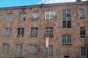 “В этом развитом государстве мы живем как в каменном веке”