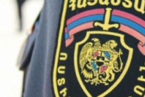 Ոստիկանություն. «շուրջօրյա հավաքի» մասնակիցները հասարակական վայրում 
օգտագործել են ոգելից խմիչքներ