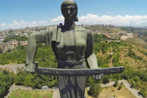 Lusineh On Crusade: Succumbing to the Charms of My Armenian ‘Mama’