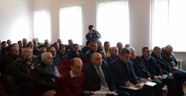 Արցախի վարչապետը հանդիպել է մի խումբ միջին և խոշոր հողօգտագործողների
