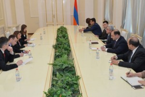 Սերժ Սարգսյանն ընդունել է Սերբիայի Ազգային ժողովի նախագահ Մայա Գոյկովիչին