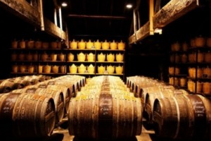 Министр сельского хозяйства РА обсудит в Индии возможности экспорта армянского коньяка и 
вин