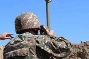 Солдаты получили отправленные им посылки
