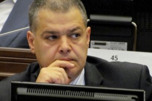 Ընտրատեղամասում կանաչ լույսը կտանի քվեախցիկ, իսկ կարմիրը՝ ոստիկանություն
