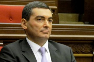 ԱԺ-ում քննարկվում է մաքսանենգության հոդվածի ապաքրեականացման հարցը. իսկ 
օլիգարխ տնտեսվարողնե՞րը