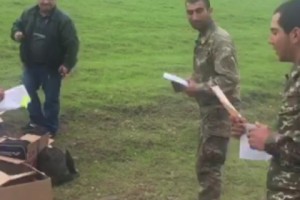 Զինվորները ծանրոցներ եւ նամակներ են ստացել (տեսանյութ)