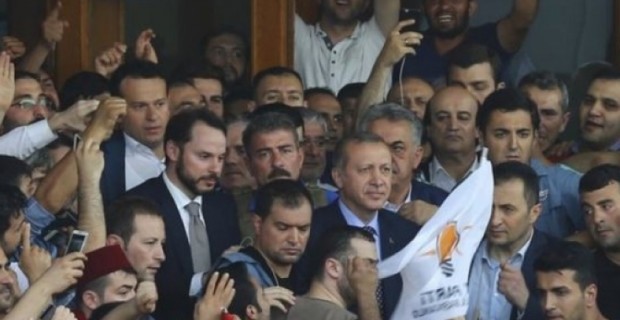 Association of European Journalists: Turkey suspends human rights treaty