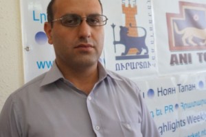 Наблюдателям запрещают посещать некоторых задержанных и арестованных