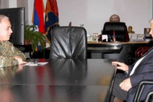 Լևոն Մնացականյանն ընդունել է Անջեյ Կասպշիկին