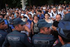  OSCE Office in Yerevan Proposes "Strengthening Co-operation between Armenian Police and Civil 
Society"