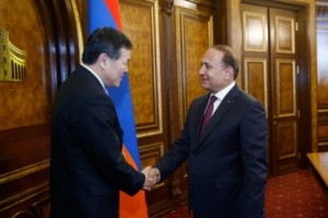 Վարչապետն ընդունել է Չինաստանի կոմերցիայի փոխնախարար Ծյան Քեմինին
