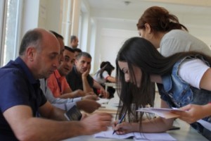 Ուջանի տեղամասերից մեկում 5 հոգի քվեարկել է տեղամասից դուրս
