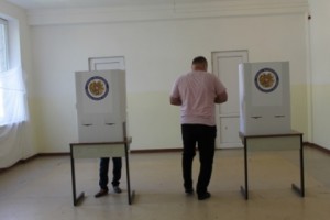 Ուջանում քվեարկողներից մեկը տարել էր քարտուղարի կնիքը