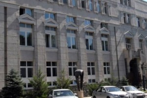 Armenia Central Bank Employees to Get New Offices and Continued Health Insurance