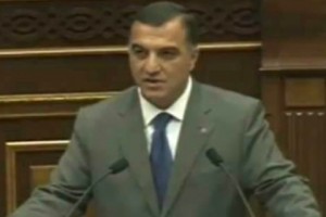 Артем Асатрян: “В 2017 году четыре направления социального пакета будут продолжать 
действовать”