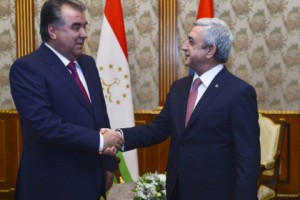 Serzh Sargsyan Meets with Visiting Tajikistan President Rahmon