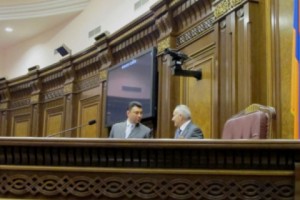 Подписанные списки избирателей будут опубликованы: парламент Армении принял 
соответствующий законопроект