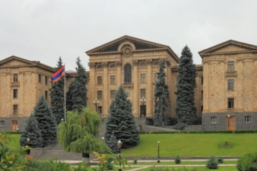 Խորհրդարանը քննարկում է կառավարության ծրագիրը (ուղիղ)