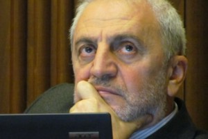 Արամ Մանուկյանը` վարչապետին. «Ձեր ծրագրից մի քիչ կոմունիզմի հոտ է գալիս»