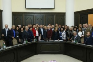 Վարչապետն ընդունել է ամերիկյան «Գլենդեյլ-Ադվենտիստ» բժշկական կենտրոնի մասնագետներին
