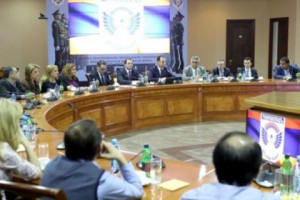 Պաշտպանության նախարարը հանդիպել է լրատվամիջոցների ներկայացուցիչներին