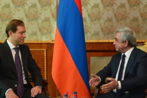 Президент принял министра промышленности и торговли РФ
