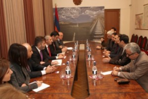 Նանոտեխնոլոգաների ոլորտում Հայաստանի եւ Իրանի միջեւ համագործակցության 
հեռանկարները