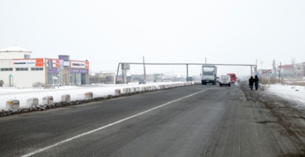 Որոշ ավտոճանապարհներին մերկասառույց է