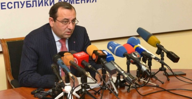 Арцвик Минасян: “В Араратской долине проблема водных ресурсов стоит настолько остро, что 
все остальные вопросы имеют третьестепенное значение”
