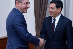 Armenia's Finance Minister Seeks Greater Economic Ties with China