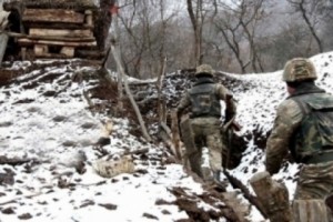 На восточном направлении границы ВС Азербайджана применили 60-миллиметровый миномет
