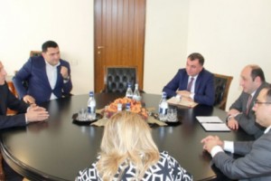 Սուրեն Կարայանը հանդիպել է «Աշտարակ կաթի» առողջացման ծրագրի 
պատասխանատուներին