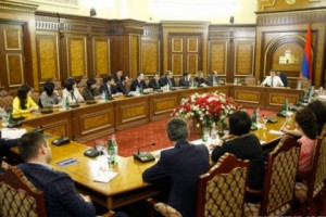 Կարեն Կարապետյանը տուրօպերատորների միության անդամների հետ քննարկել է ներգնա տուրիզմի զարգացմանը վերաբերող հարցեր
