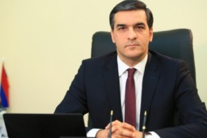 Վարկաբեկե՛լ սեւ ցուցակը