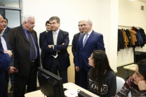 Վարչապետը ծանոթացել է «Սինոփսիս Արմենիա» և «Վօլօ» ընկերությունների ծրագրերին