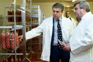 Վարչապետը ծանոթացել է «Նատֆուդ» մսամթերքի վերամշակման ընկերության գործունեությանը